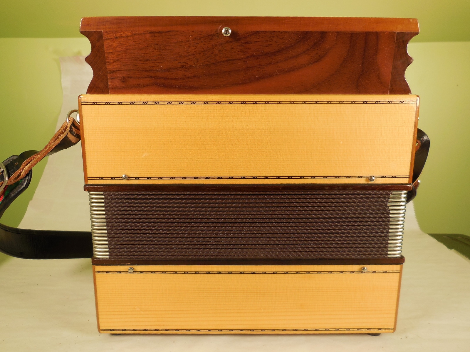 Button Box Accordions